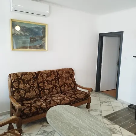 Apartamento Rozi Szolad